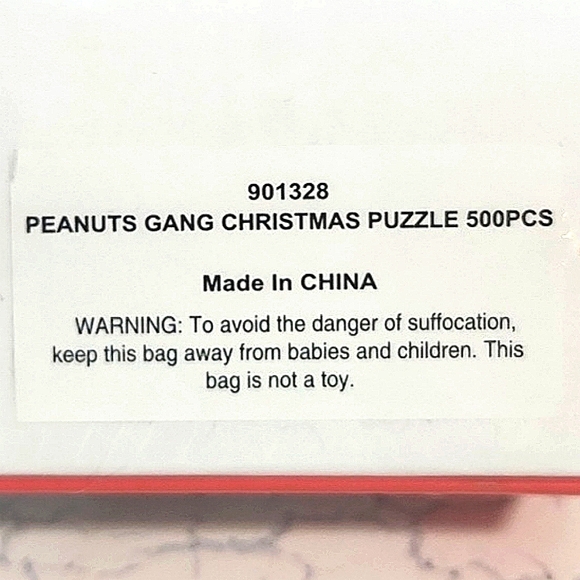 🔥FINAL💲⬇️🎄Peanuts Christmas Gang Puzzle, 500 PCS ~ NWT - Picture 8 of 9